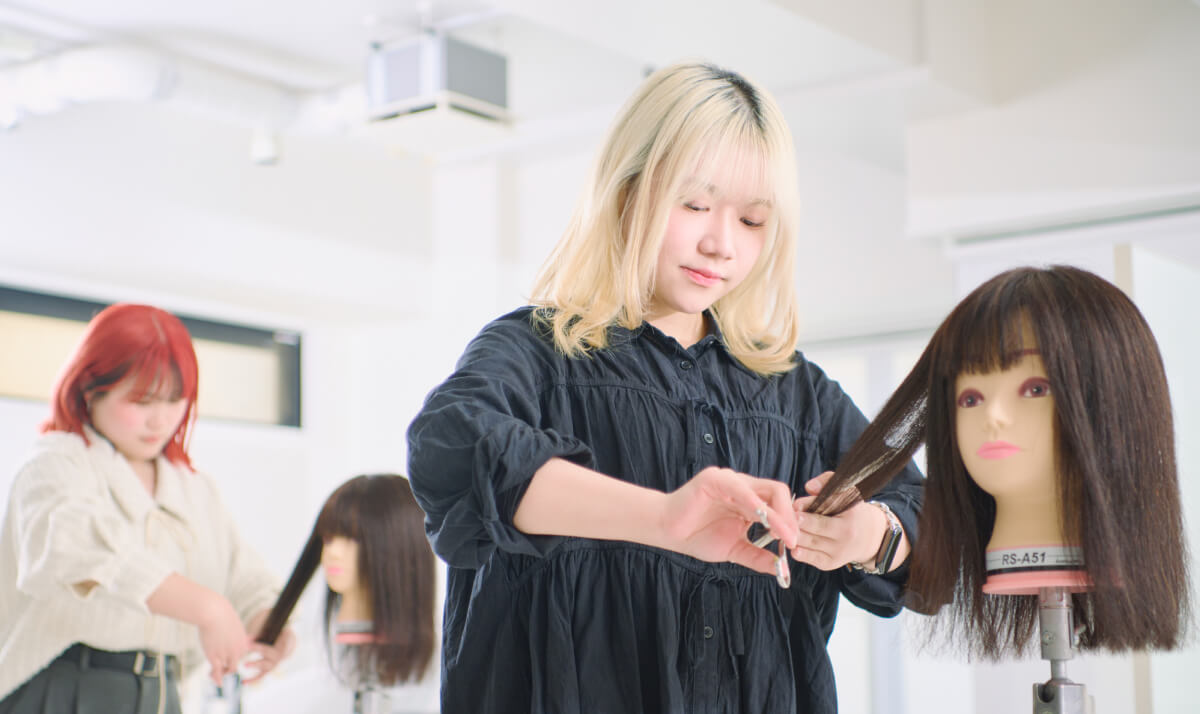 美容科 昼間課程イメージ